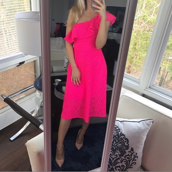 Lilly Pulitzer Pink Callisto Ruffle off shoulder - Picture 6 of 8